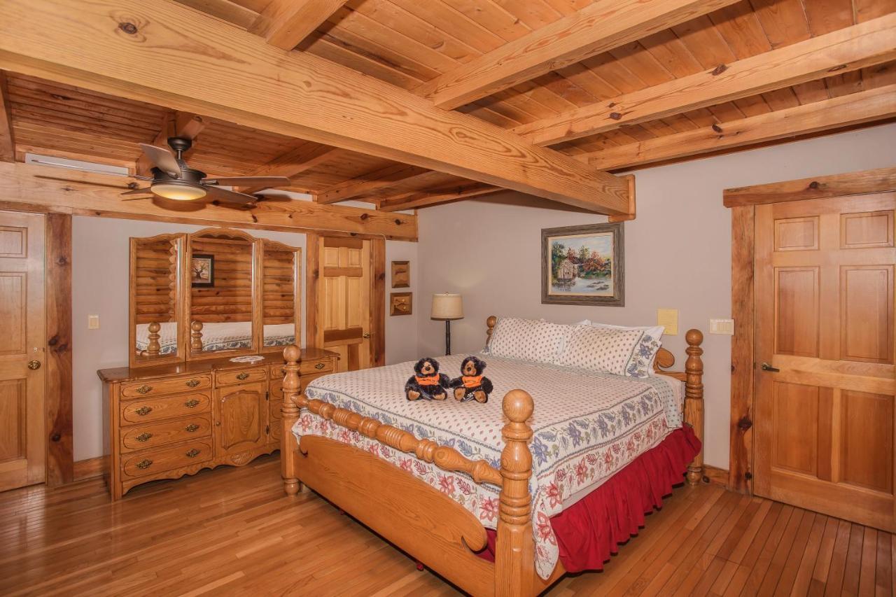Smoky Bear Lodge With Guest House, Hot Tub, 1089 Free Tickets Each Paid Day, Dollywood And More Севьервилл Экстерьер фото